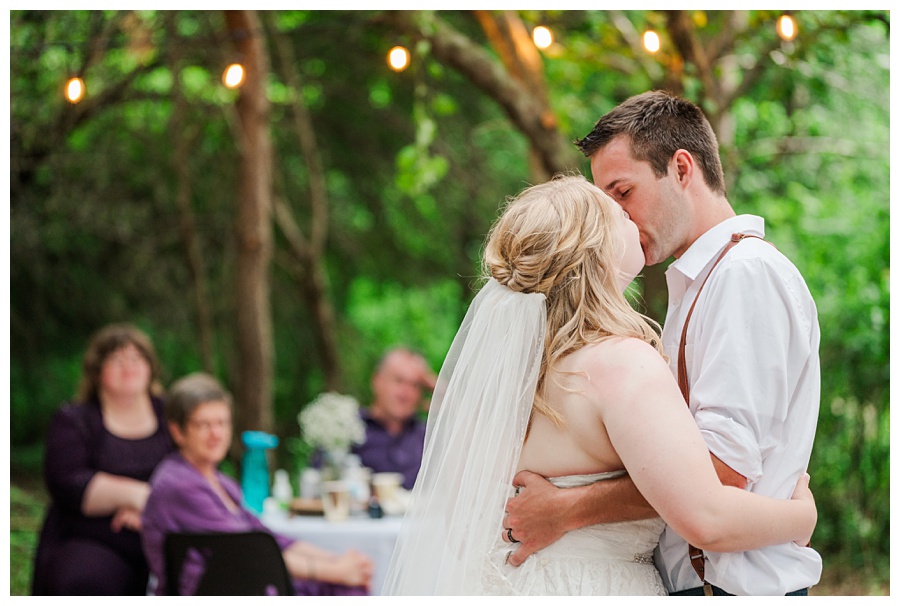 Aiden Laurette Photography | Ontario Wedding Photography | Bride and Groom First Dance
