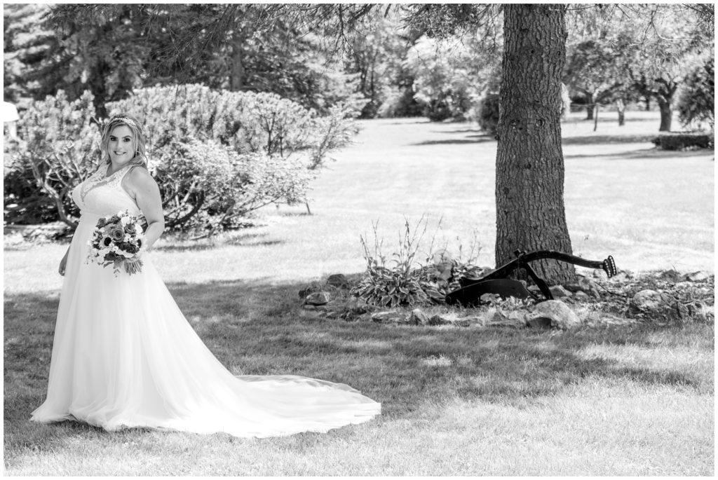 Aiden Laurette Photography | Ontario Wedding Photography | Couples Photography | Bridal Portraits