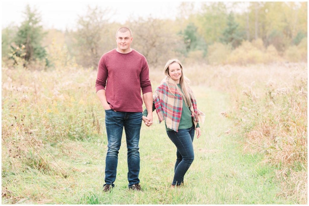 Aiden Laurette Photography | Ontario Wedding Photographer | Engagement Portraits | Fall Engagement Couple's Portraits 