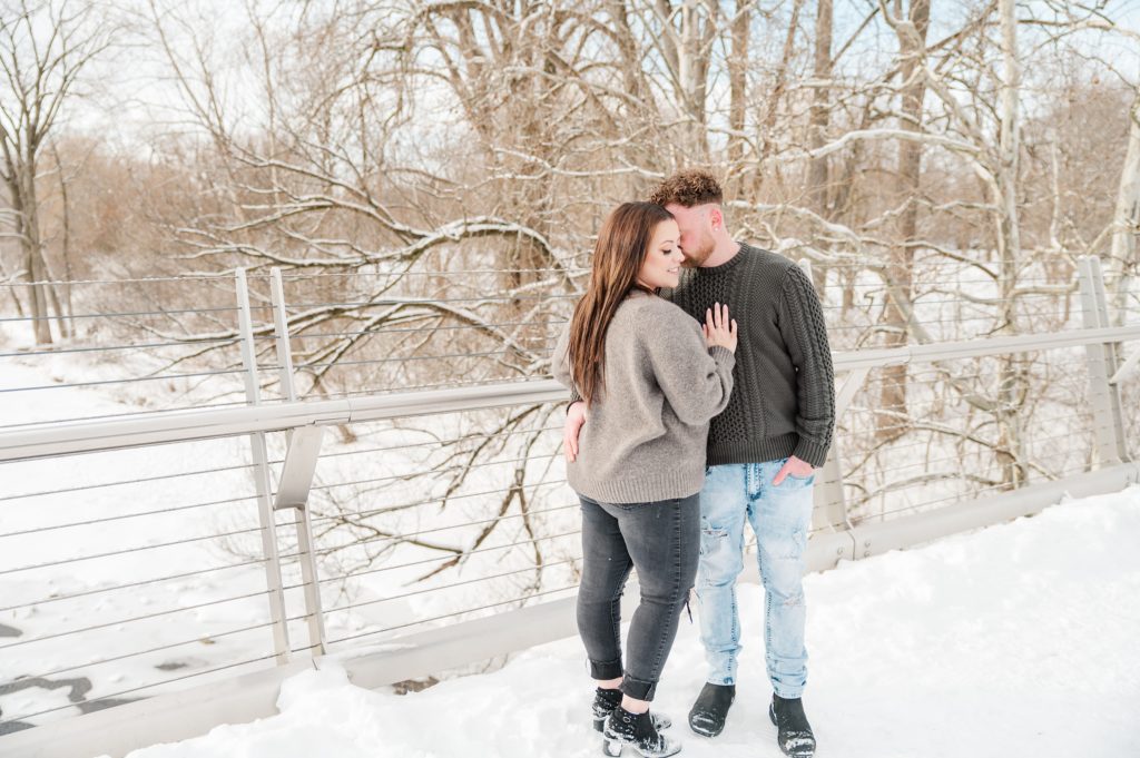 Winter Engagement Session | Aiden Laurette Photography | Ontario Wedding Photographer | Couple's Portraits