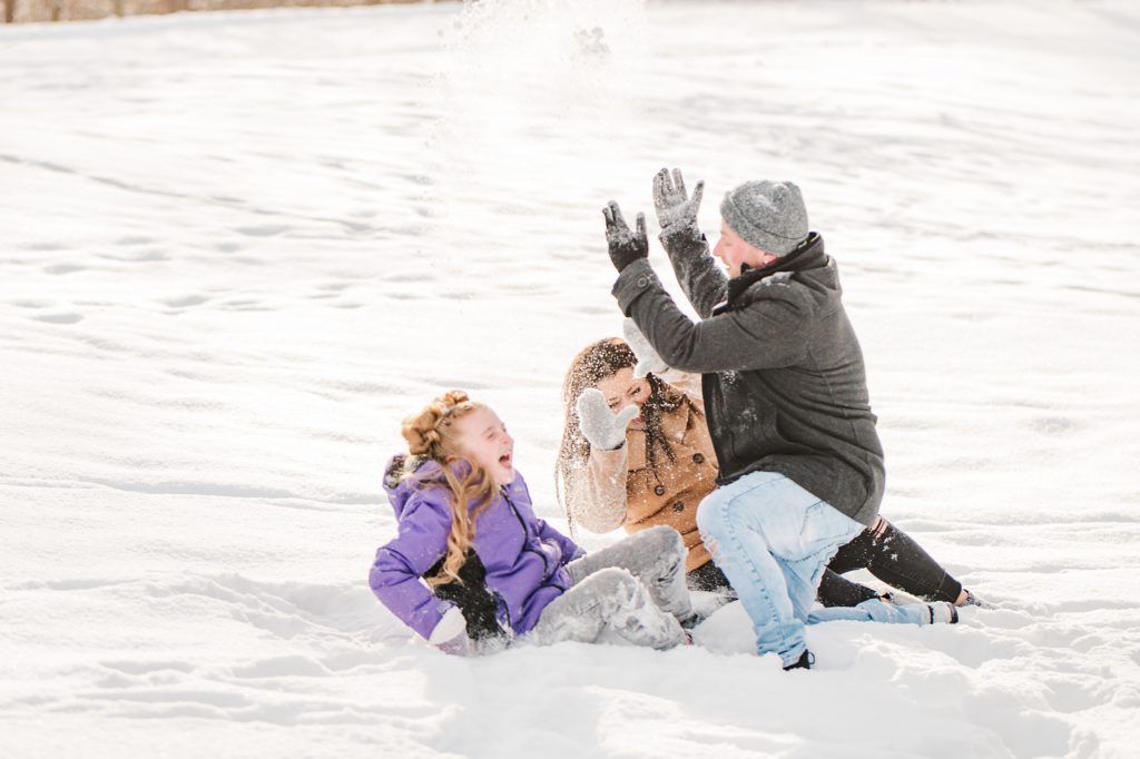 Winter Engagement Session | Aiden Laurette Photography | Ontario Wedding Photographer | Family fun