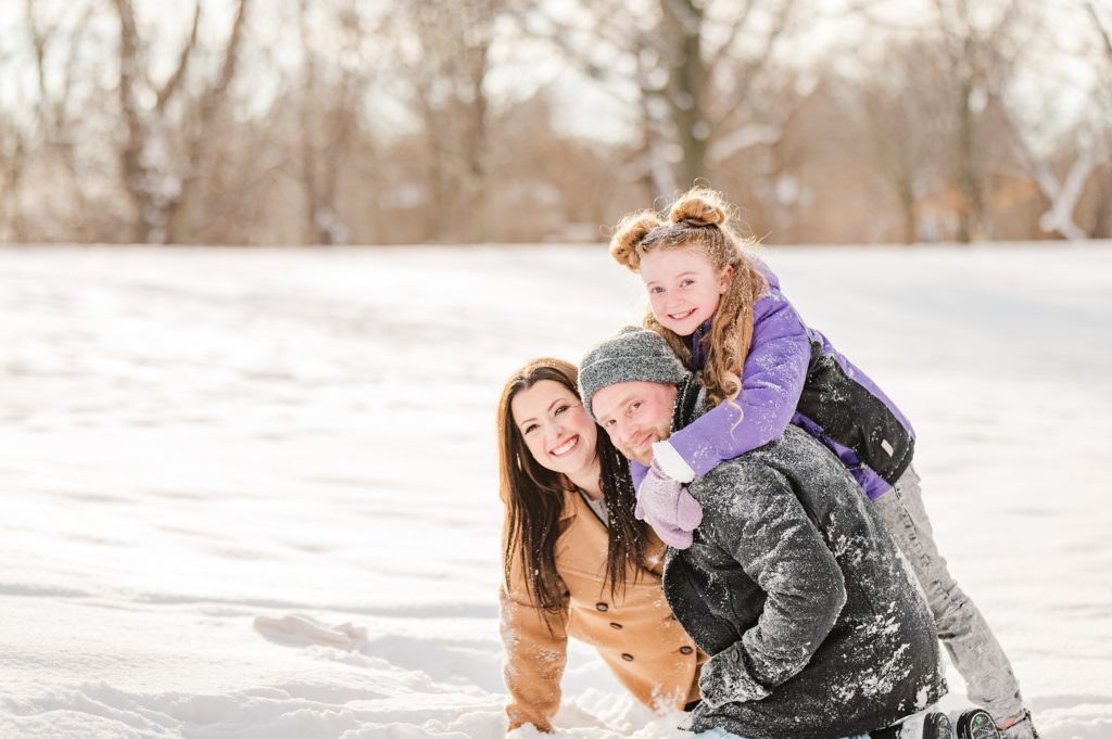 Winter Engagement Session | Aiden Laurette Photography | Ontario Wedding Photographer | Family Portraits