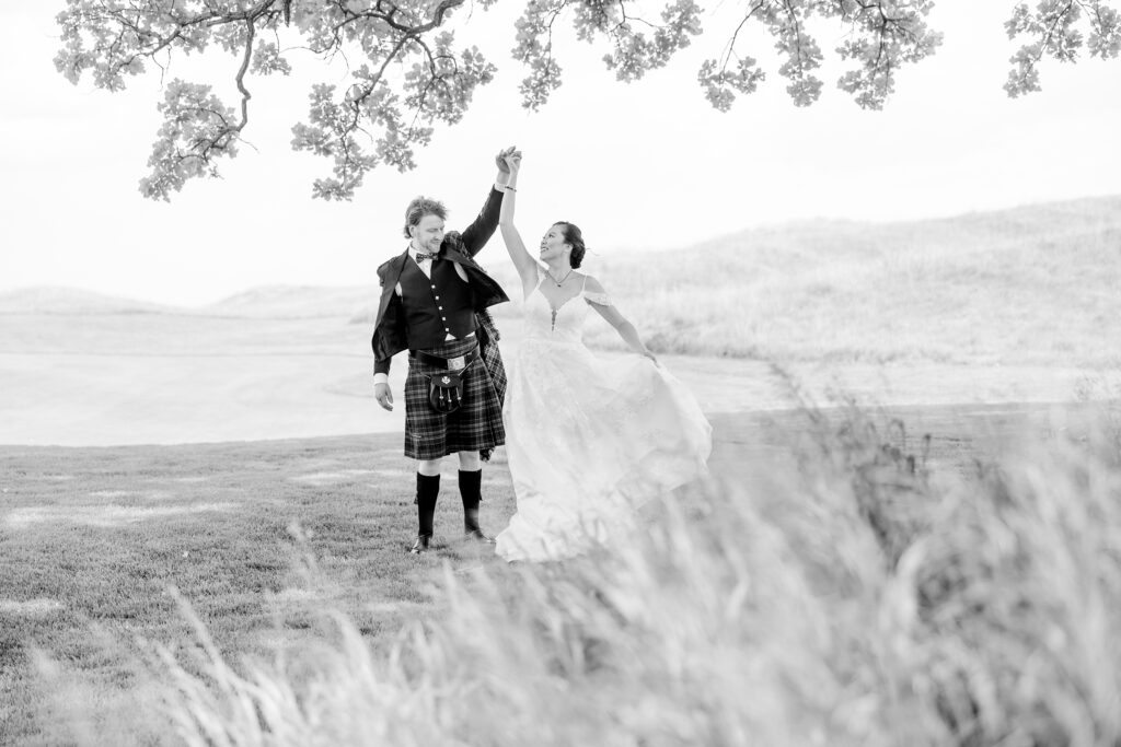 Aiden Laurette Photography | bride and groom pipers health golf club miton