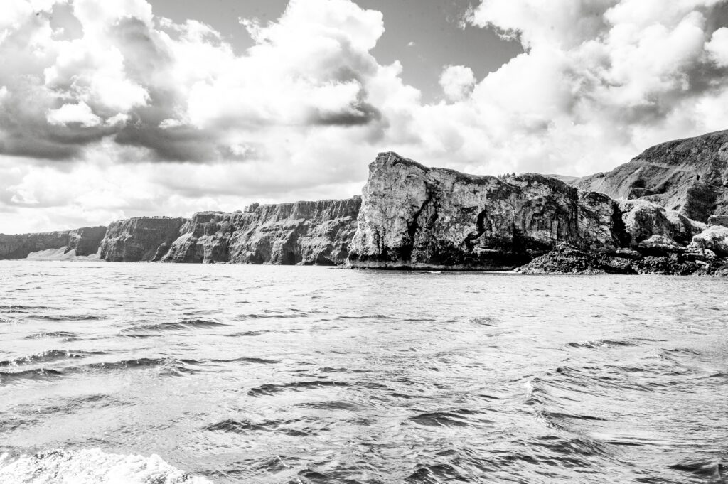 Aiden Laurette Photography | cliffs in Ireland
