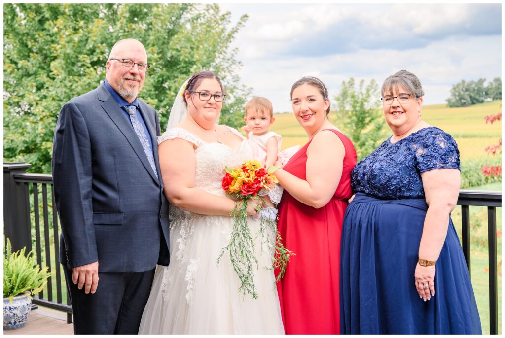 Ontario Wedding Photographer | Portraits of Bride with her family