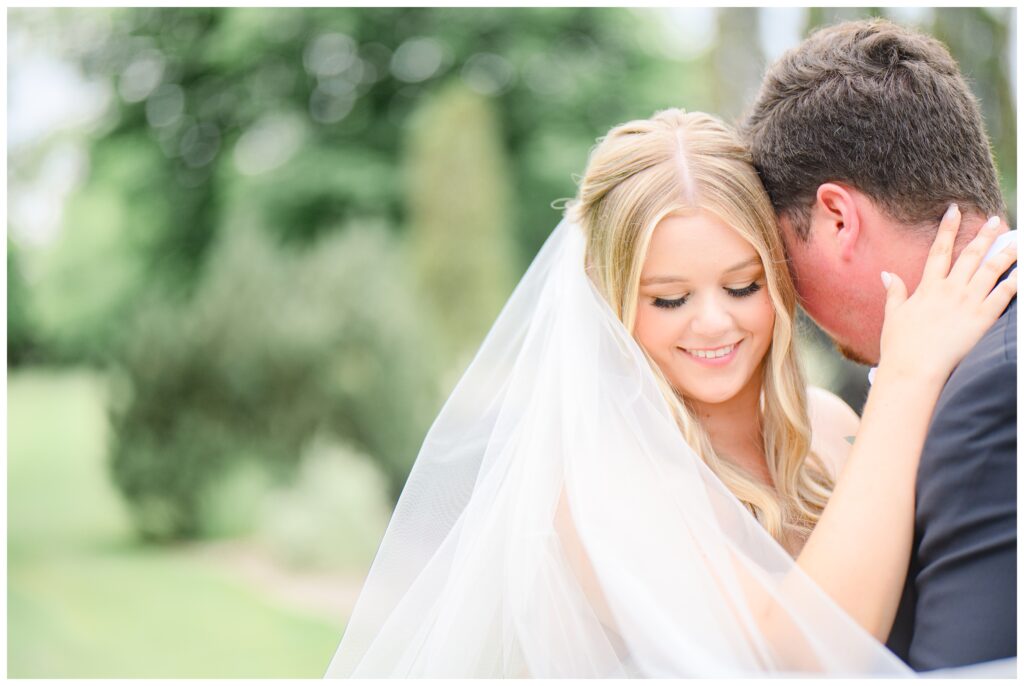 Aiden Laurette Photography | bride and groom's first look