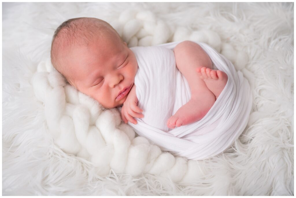 Aiden Laurette Photography | cozy minimalist newborn session