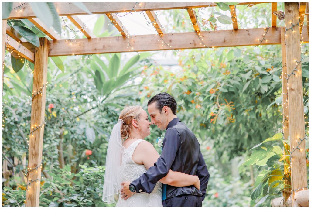 Aiden Laurette Photography | A Romantic Wedding at the Butterfly Conservatory