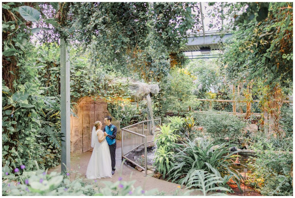 Aiden Laurette Photography | A Romantic Wedding at the Butterfly Conservatory