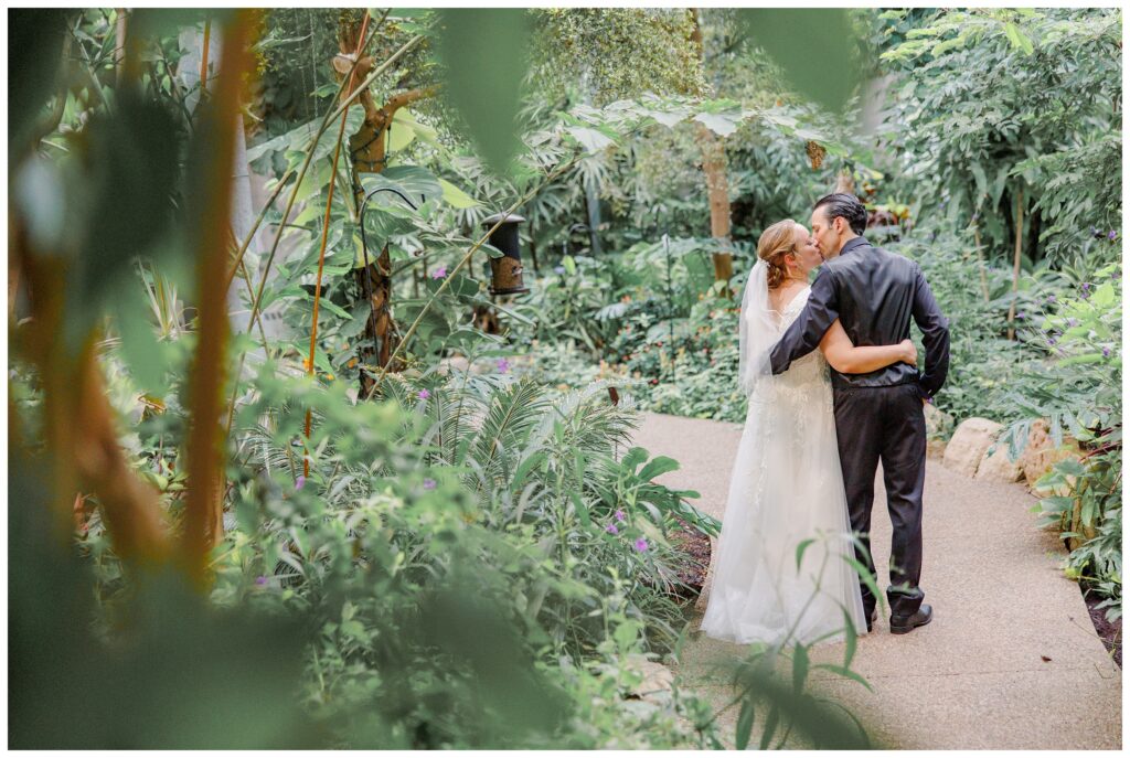 Aiden Laurette Photography | A Romantic Wedding at the Butterfly Conservatory