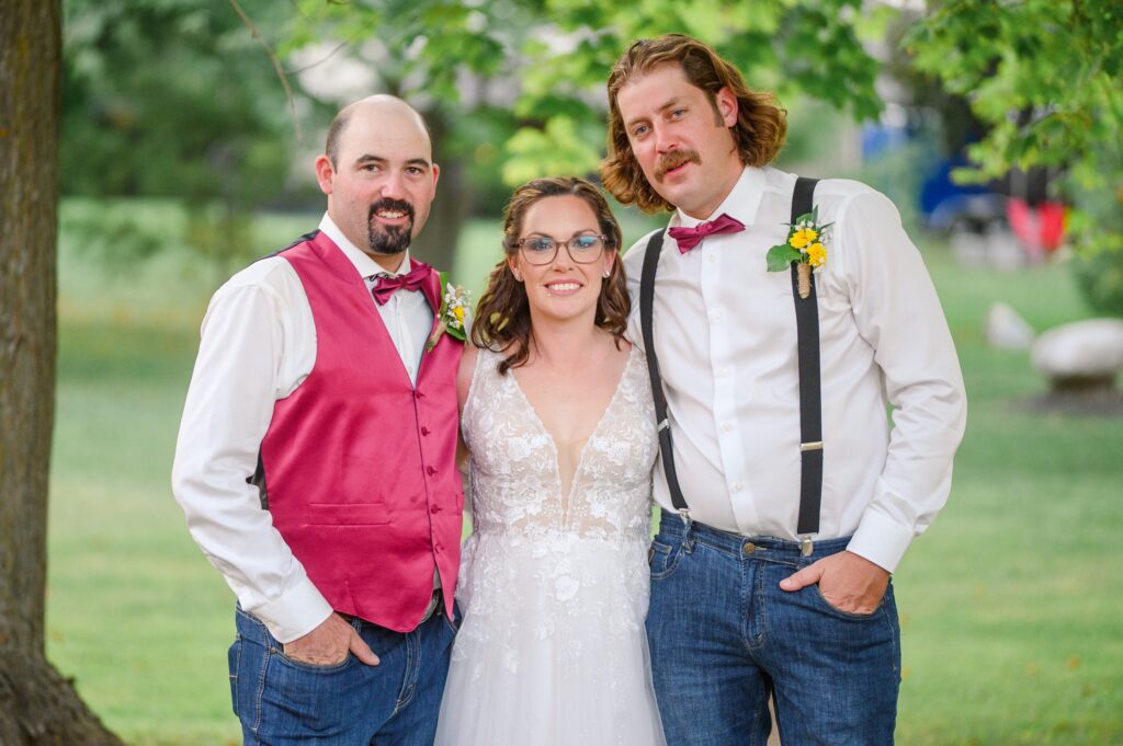 Aiden Laurette Photography | bride and groom pose