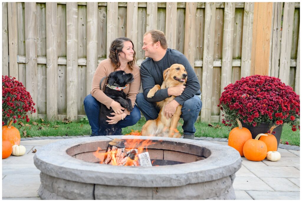 Aiden Laurette Photography | Couple poses with their dogs