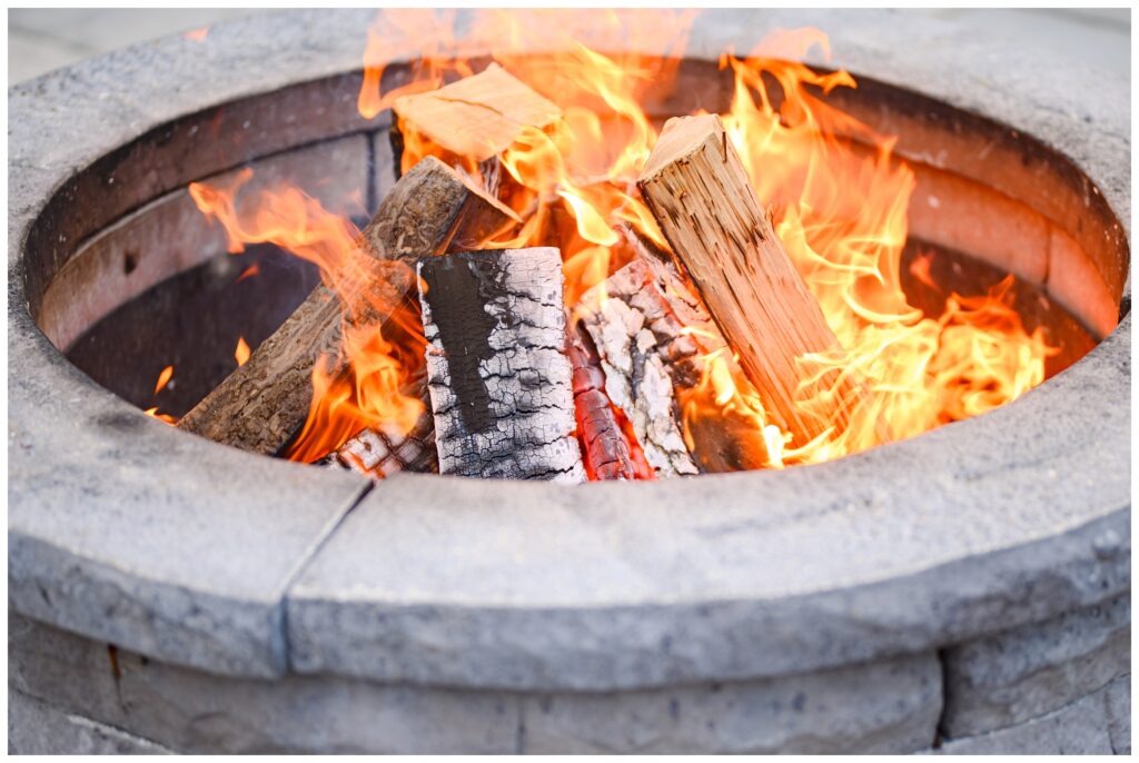 Aiden Laurette Photography | close up shot of bonfire