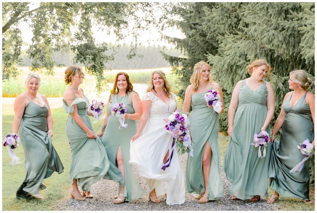 Country View Weddings | Ontario Wedding Photographer| Wedding Party Portraits
