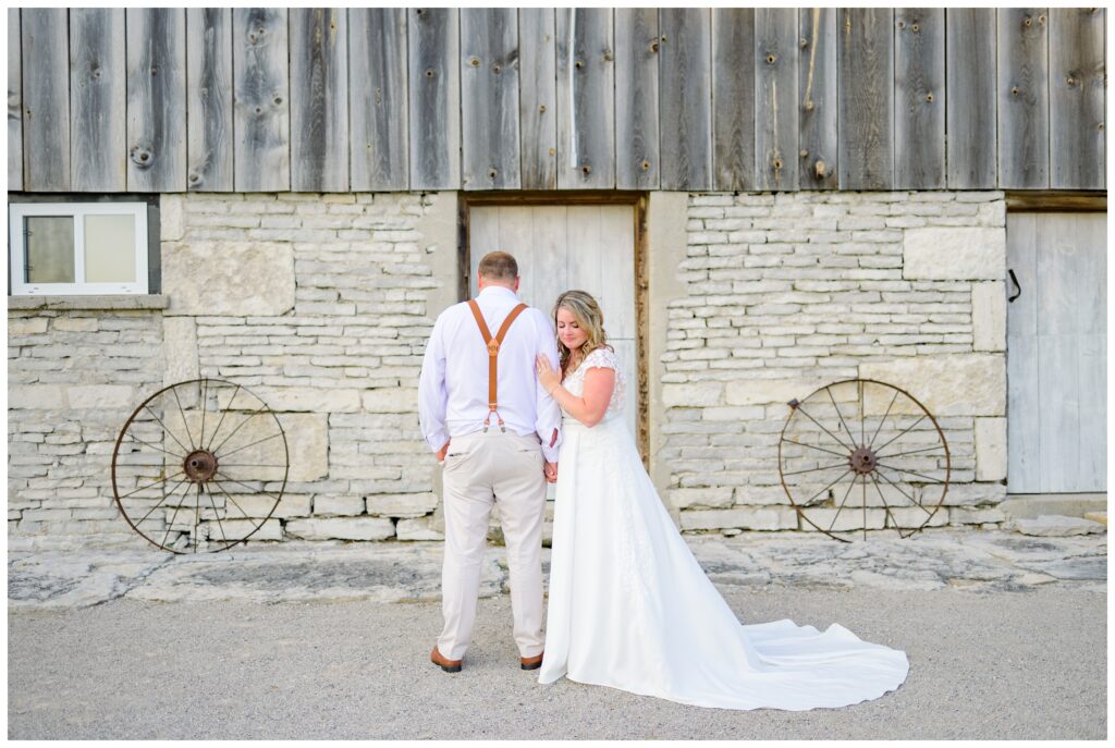 Country View Weddings | Ontario Wedding Photographer| Bride and Groom Portraits